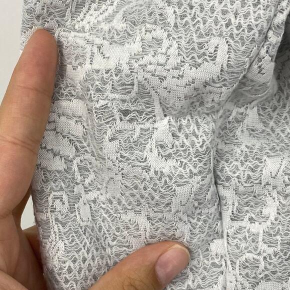 Maurices Womens Lace Overlay Gray Long Sleeve Sweater Top Medium - Picture 6 of 10